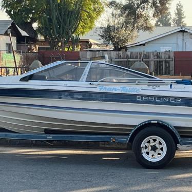 1987 Bayliner 17ft boat