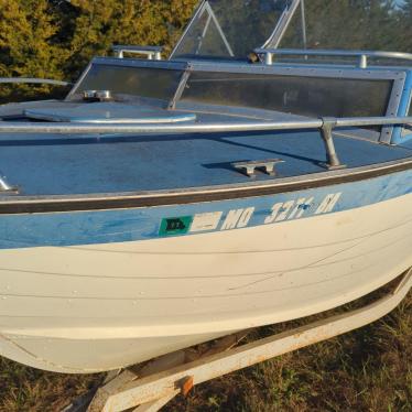 1979 Starcraft 22ft boat