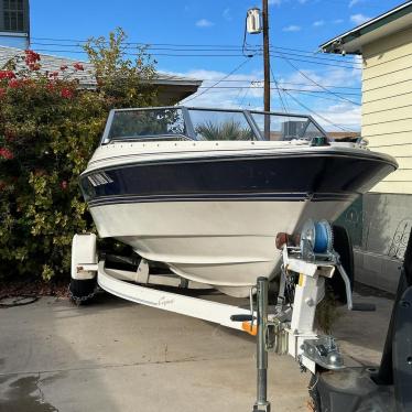 1995 Bayliner 20ft boat