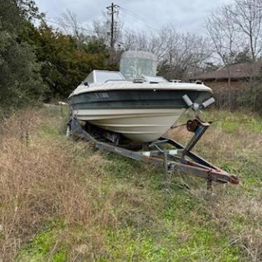 1995 Bayliner 20ft boat