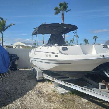 1999 Monterey 23ft boat