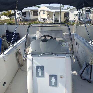 1999 Monterey 23ft boat