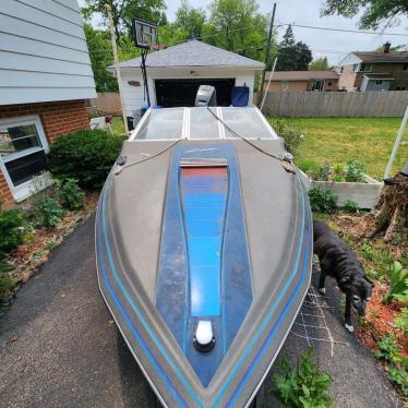 1987 Bayliner 17ft boat