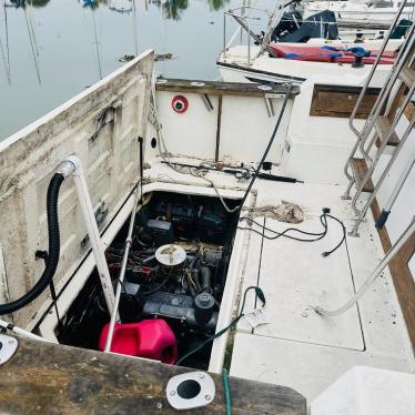 1989 Bayliner 25ft boat