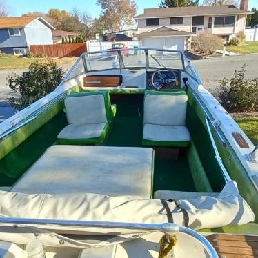 1974 Bayliner 18ft boat