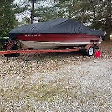 1986 Sea Ray 18ft boat