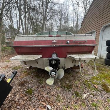 1987 Sea Ray 19ft boat