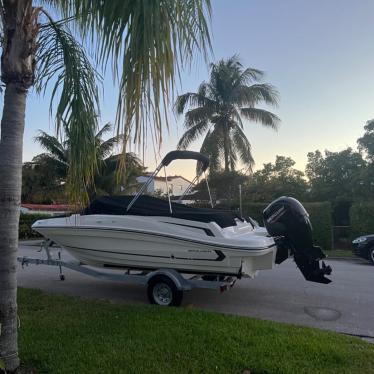 2022 Bayliner vr5