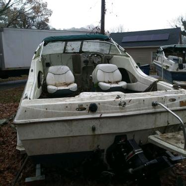 2000 Bayliner 18ft boat