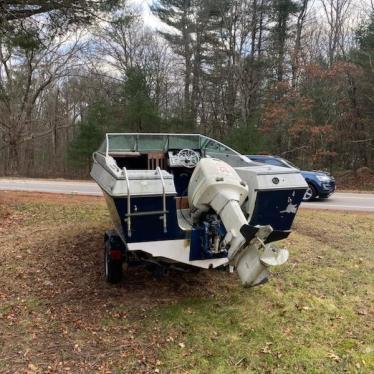 1986 Four Winns 19ft boat