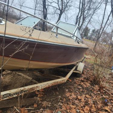 1985 Mercruiser 21ft boat