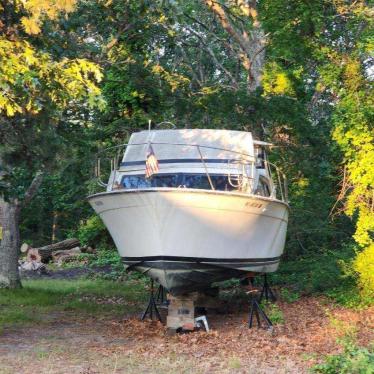 1974 Trojan 30ft boat