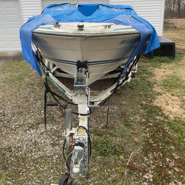 1986 Sea Ray 17ft boat