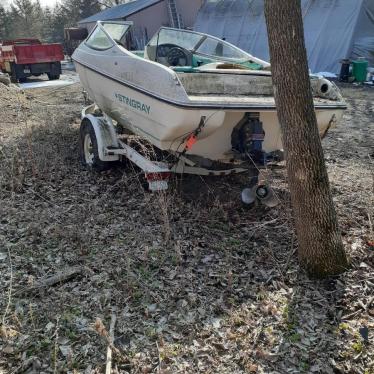 1993 Stingray 17ft boat