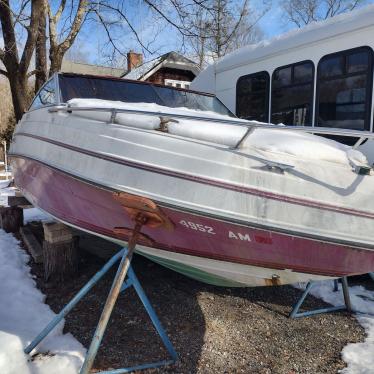 1990 Four Winns 20ft boat