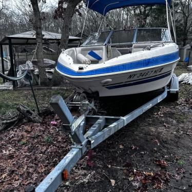 2008 Glastron 20ft boat