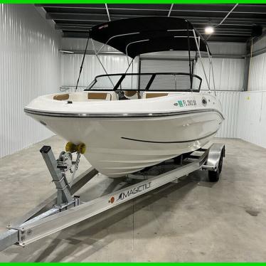 2021 Bayliner vr6 bowrider - outboard