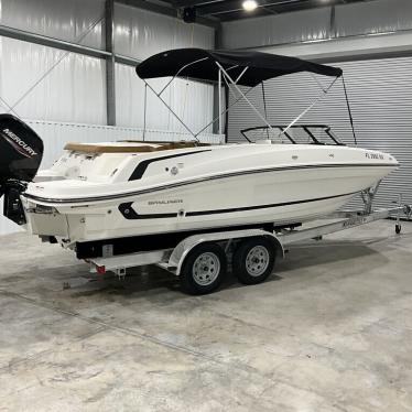 2021 Bayliner vr6 bowrider - outboard