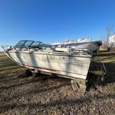 1976 Sea Ray 21ft boat