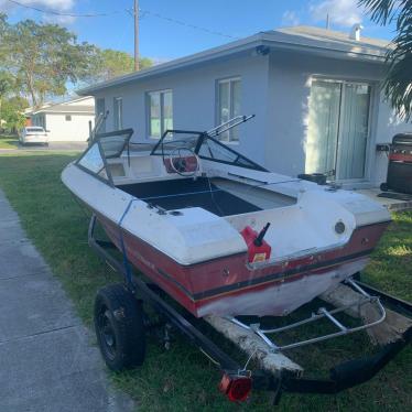 1985 Bayliner 15ft boat