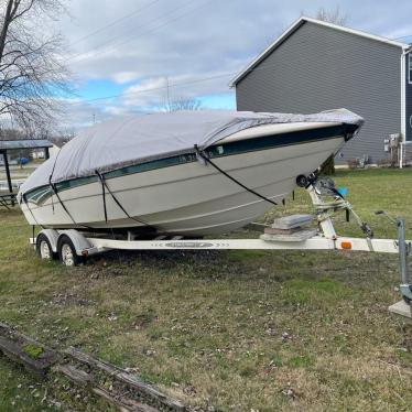 1999 Starcraft 21ft boat