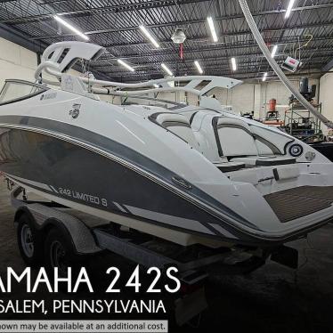 2015 Yamaha 242s