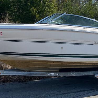 2000 Sea Ray 210br