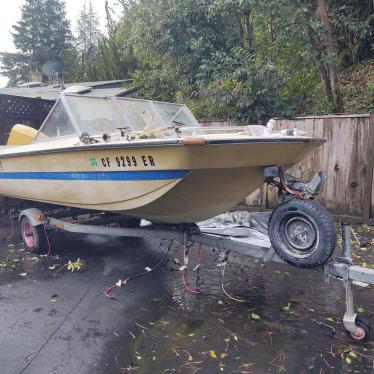 1970 Starcraft 17ft boat