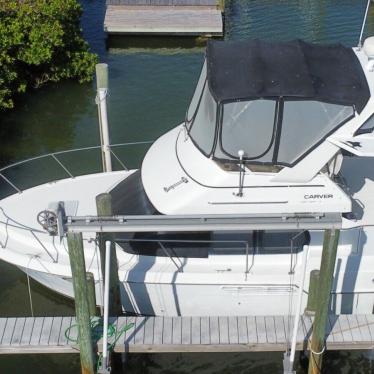 2000 Carver 326 motor yacht