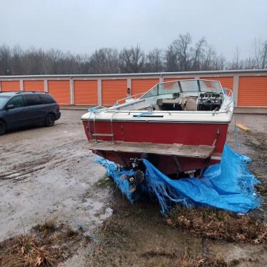 1973 Sea Ray 19ft boat