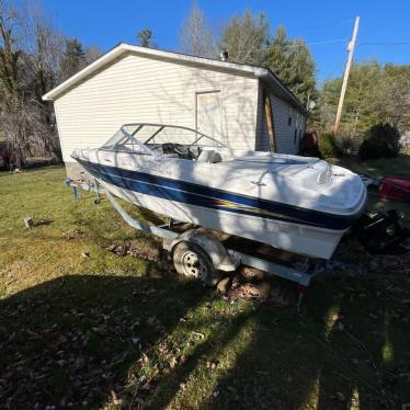 2005 Bayliner 18ft boat