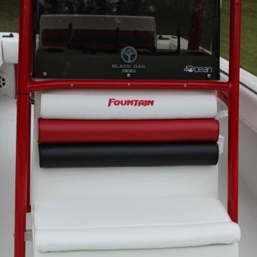 2005 Fountain 225hp 4 stroke