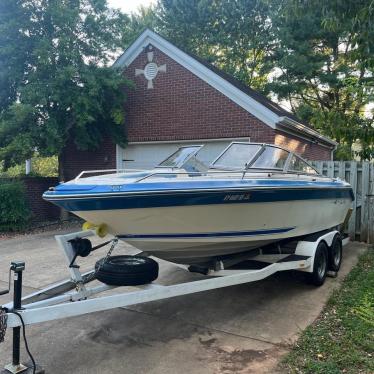 1987 Sea Ray 21ft boat