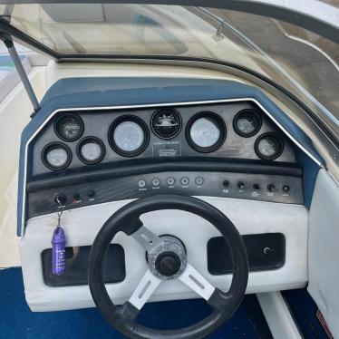 1987 Sea Ray 21ft boat