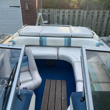 1987 Sea Ray 21ft boat