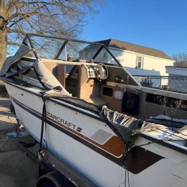 1984 Starcraft 19ft boat