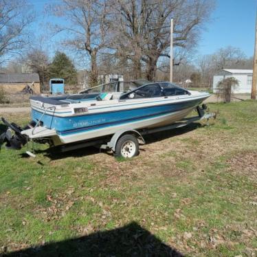 1998 Bayliner 19ft boat