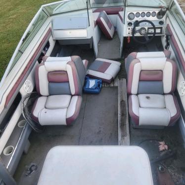 1987 Four Winns 21ft boat