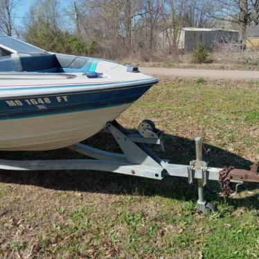 1998 Bayliner 19ft boat