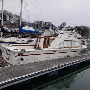 1978 Carver 30ft boat