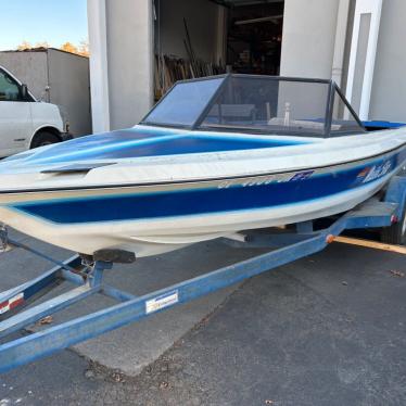 1986 Malibu tournament ski boat