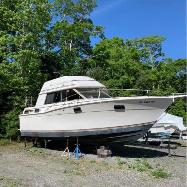 1984 Carver 30ft boat