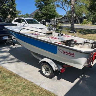 2000 Boston Whaler