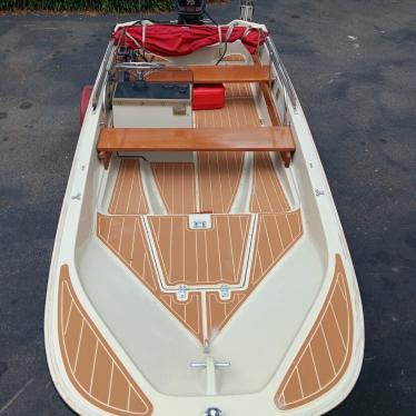 1989 Boston Whaler classic 15 striper