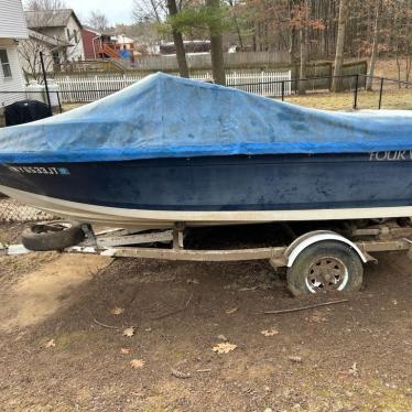 1987 Four Winns 16ft boat