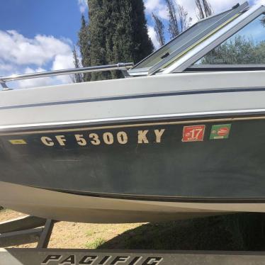 1986 Bayliner 18ft boat