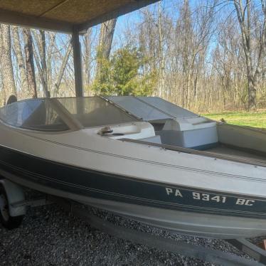 1991 Bayliner 18ft boat