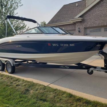 2018 Sea Ray spx 210