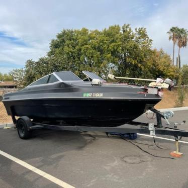 1986 Sea Ray 18ft boat