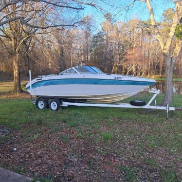 1992 Century 22ft boat